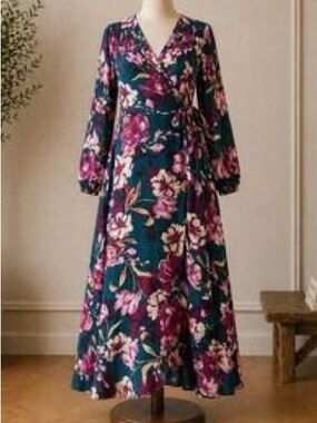 NWT Band Of The Free Pine Plum Floral Wrap Maxi Dress Size M